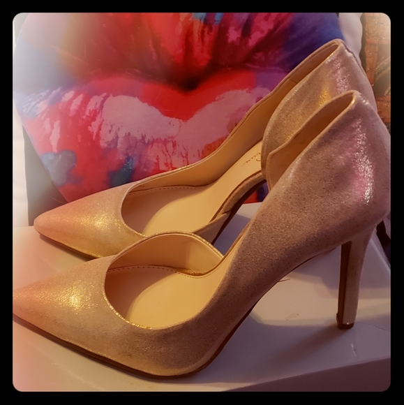 Shoes - Picture 1 of 1